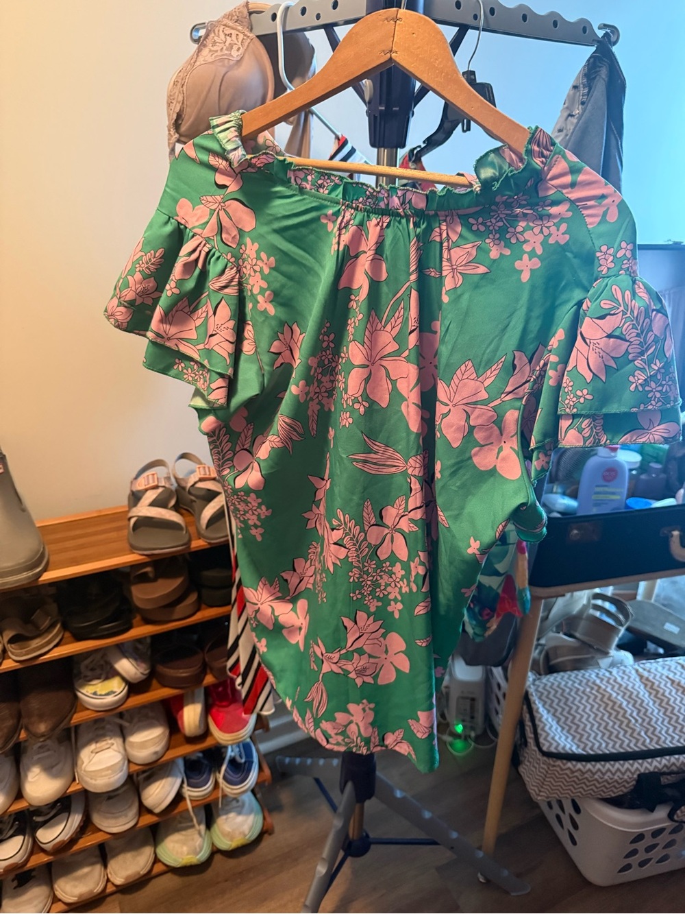SHEIN Green Off-Shoulder Top with Pink Floral Print